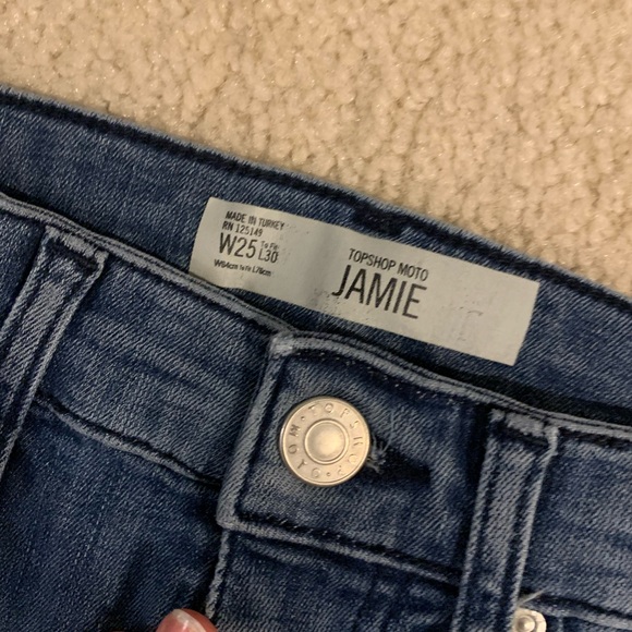 Topshop denim with Star Details - Picture 4 of 5